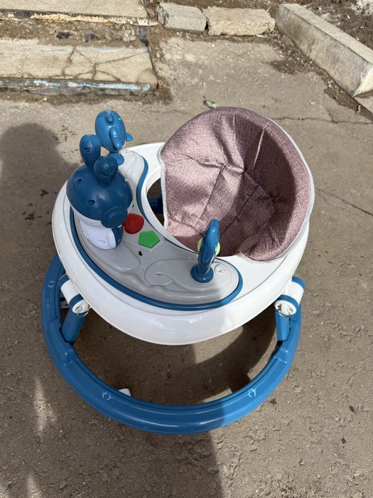 Продам ходунки детские