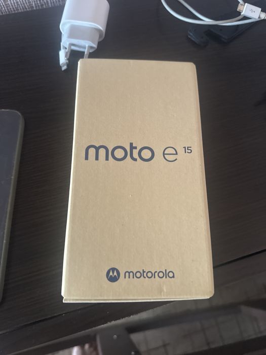 Продам новый телефон