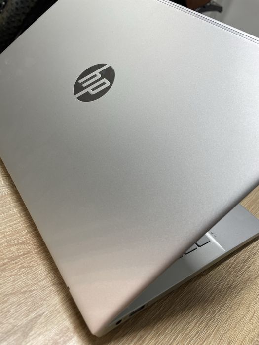 Ноутбук HP pavilion