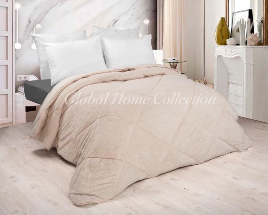 Двулицева поларено покривало за спалня