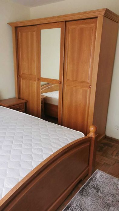 Inchiriez apartament cu 3 camare - Zona Energiei