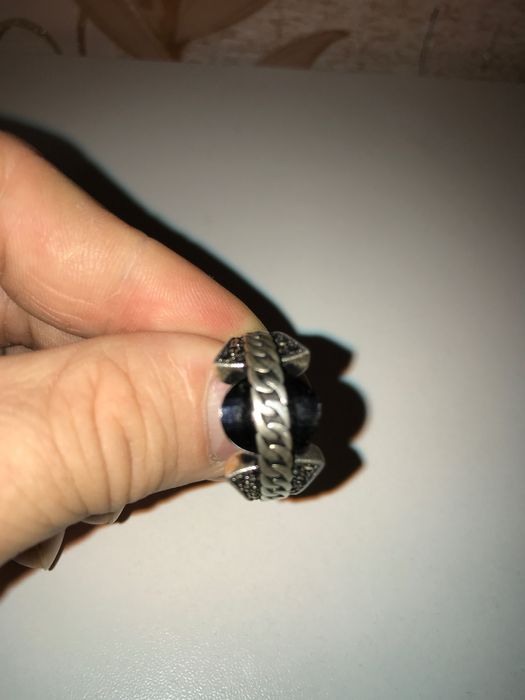 Продам кольцо перстень 925 пробы с черным изумрудом