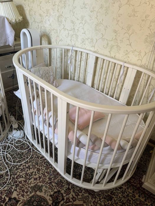 Продаю детскую кроватку