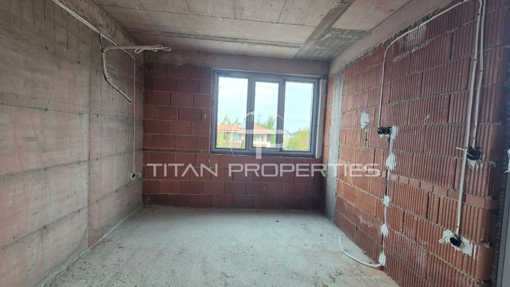 Продава се Тристаен апартамент в Пловдив, Беломорски - 142 кв.м за 1301 €/кв.м - Снимка #3