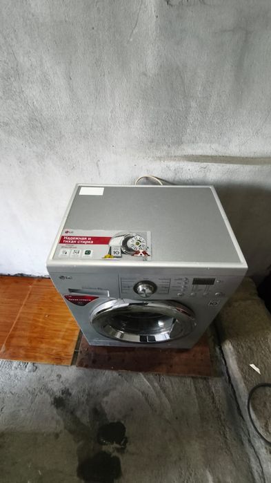Продам стиральную машинку