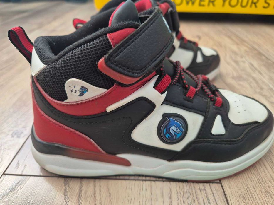 Детски кецове APG