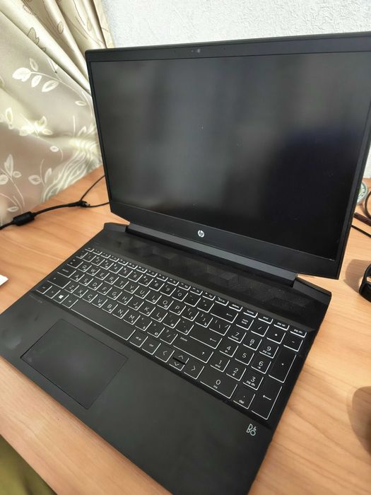 Продаю ноутбук HP Pavilion Gaming 15