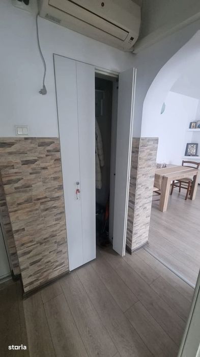 Apartament 3 Camere Semidecomandat Podu Ros Pasapoarte
