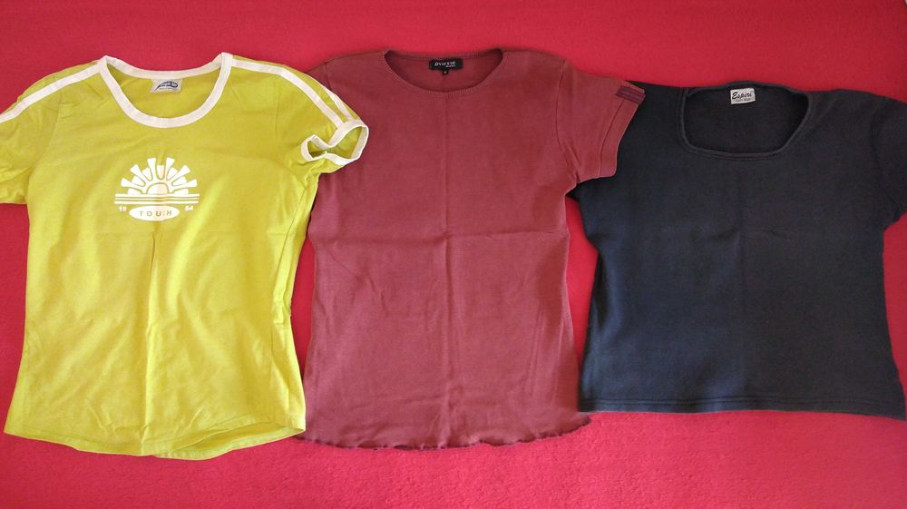 Къси блузки и потници памучни и изкуствени материи размери S и M