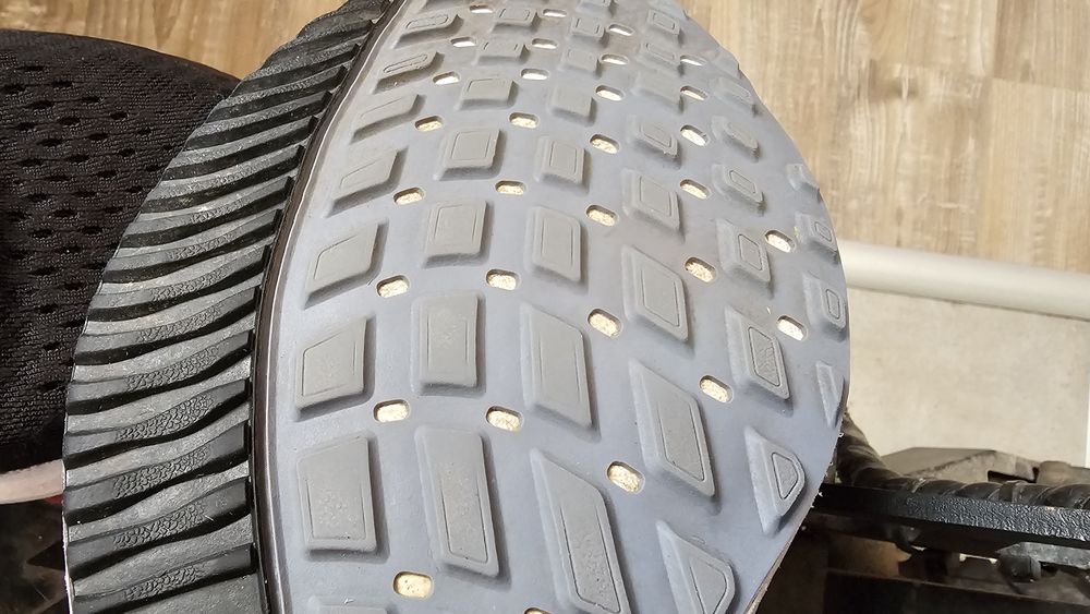 Nike Vomero 16 номер 47 мъжки маратонки