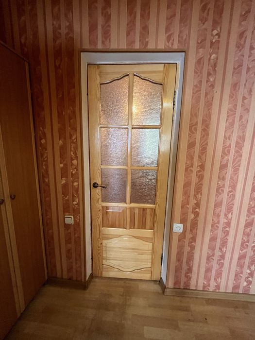 Срочно продам двери