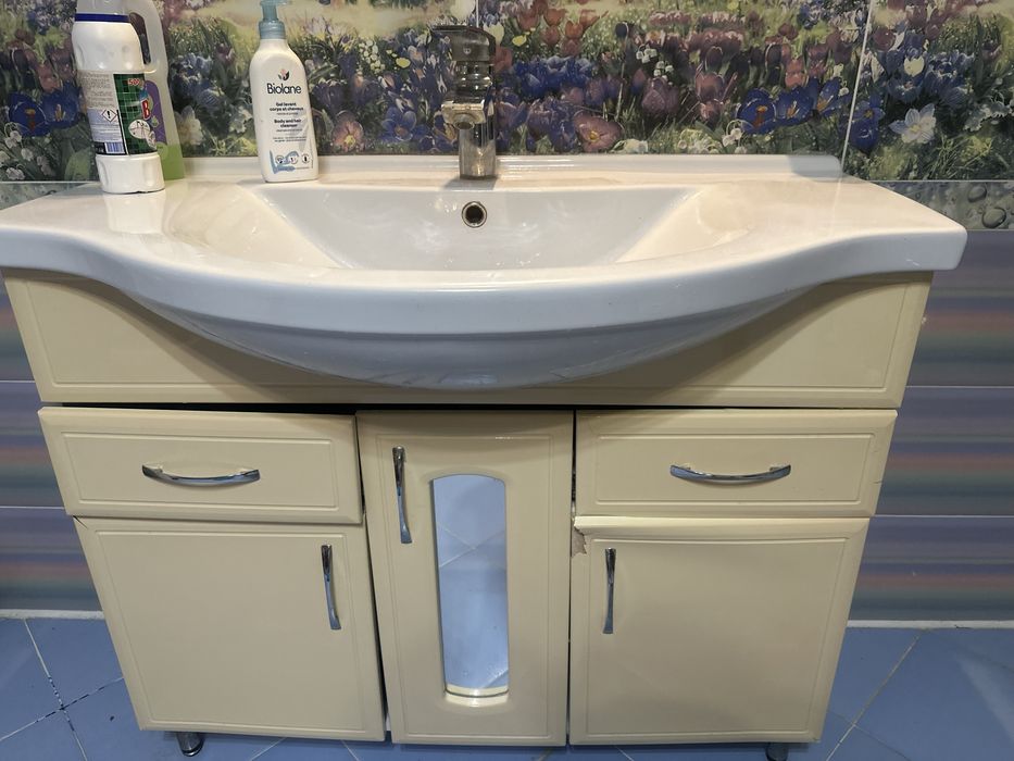 Мойка для ванны комнаты