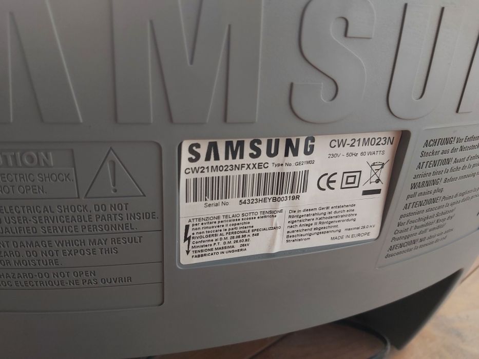 Телевизор 21инча работещ Samsung