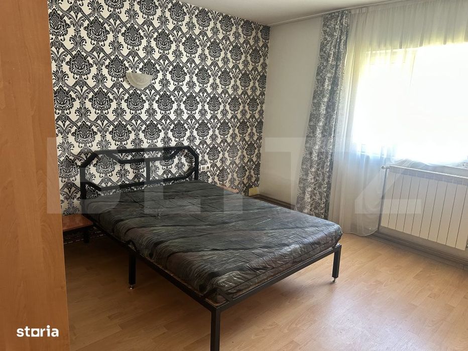 Casa cu piscina si teren generos de 3.298 mp in Lesnic, la 15 minute d