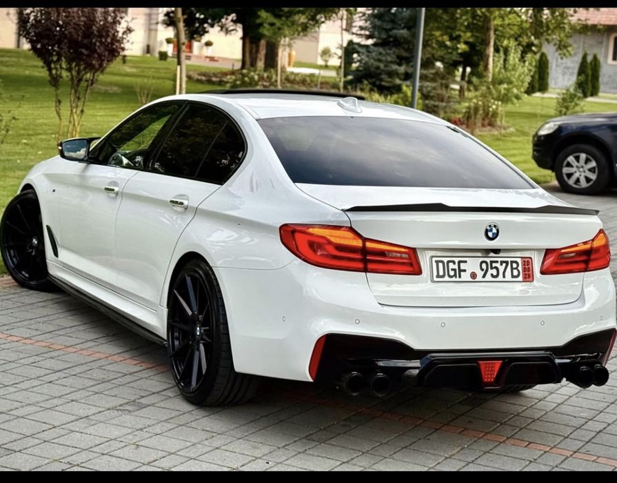 Bmw 550i xdrive 462cai 145000 km istoric service