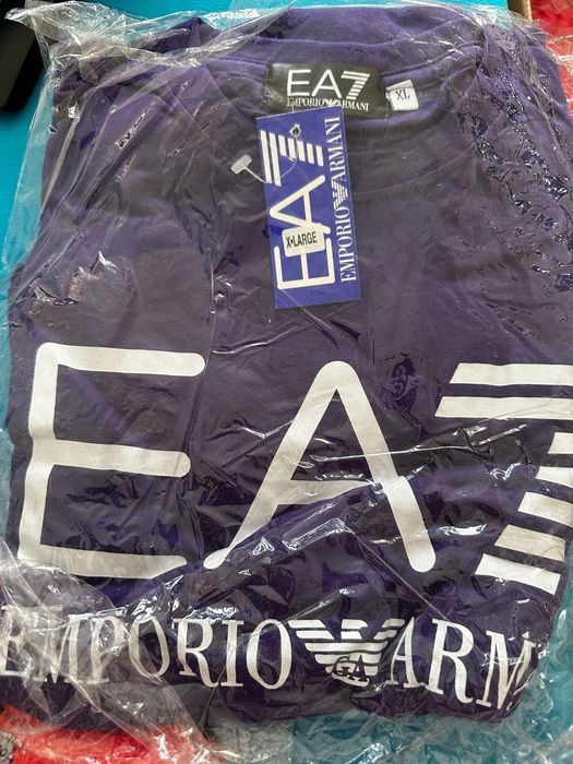 Compleuri femei bărbați