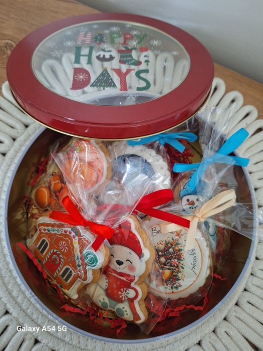 Коледни бисквитки с фонданов принт