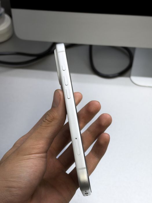 iPhone 17 Pro 256GB Белый с гарантией