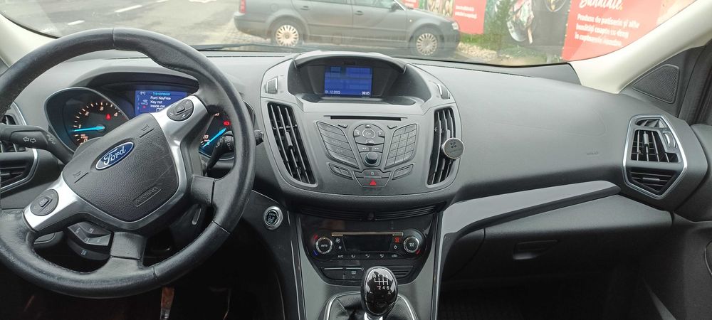 vand ford kuga 2014