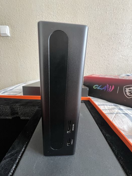 Onexgpu lite AMD Radeon RX 7600XT