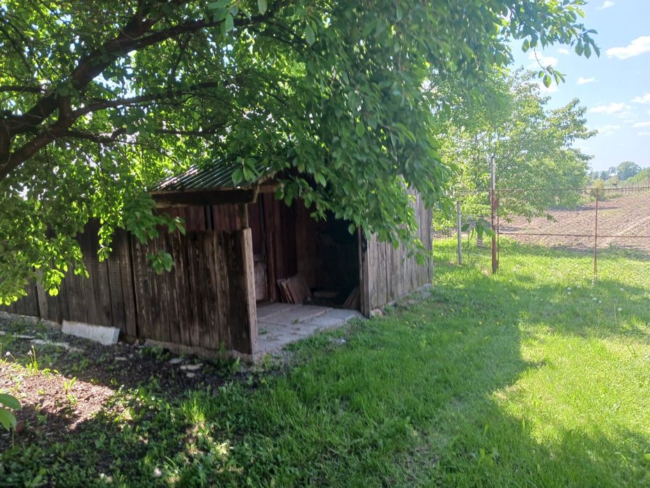 Casă cu teren de vânzare în comuna Verguleasa, județul Olt
