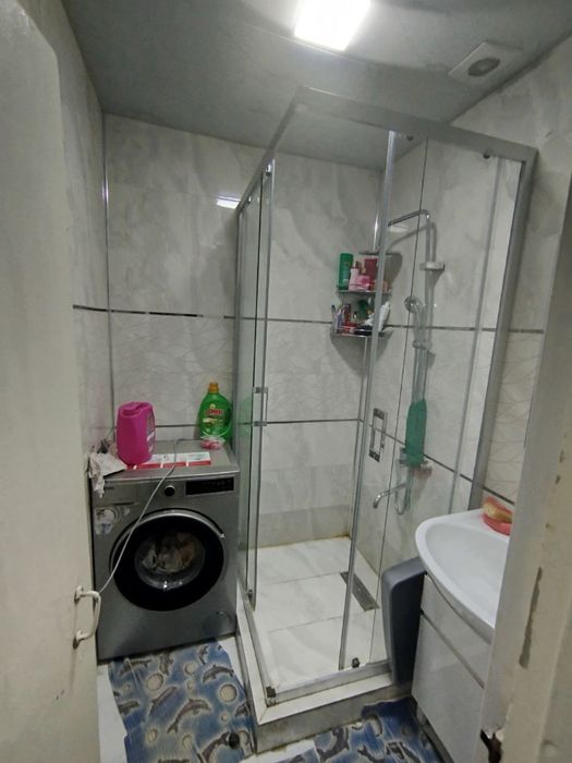 Продается квартира чиланзар 20 квартал 2/4/4 разделка