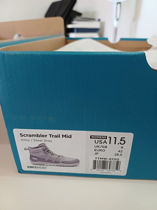 Xero боси туристически обувки 42 номер