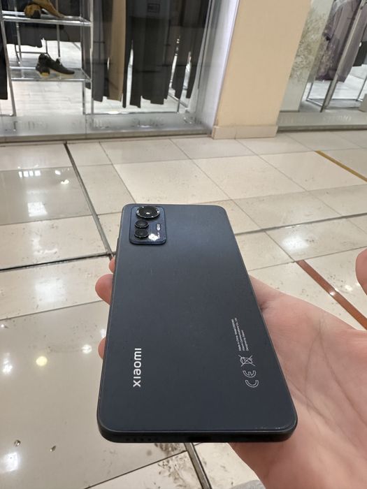 Продам Xiaomi 12 lite 8+3/256gb