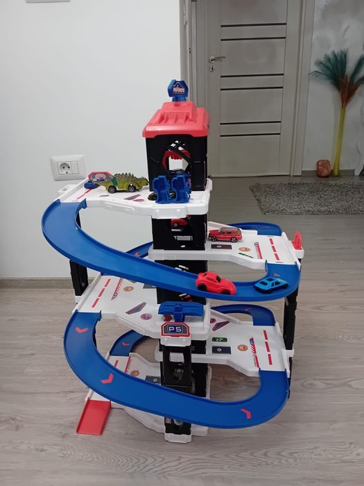 Jucarii circuit de masini