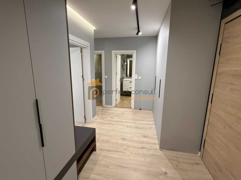 Дава се под наем Тристаен апартамент в Пловдив, Южен - 100 кв.м за 650 € - Снимка #10