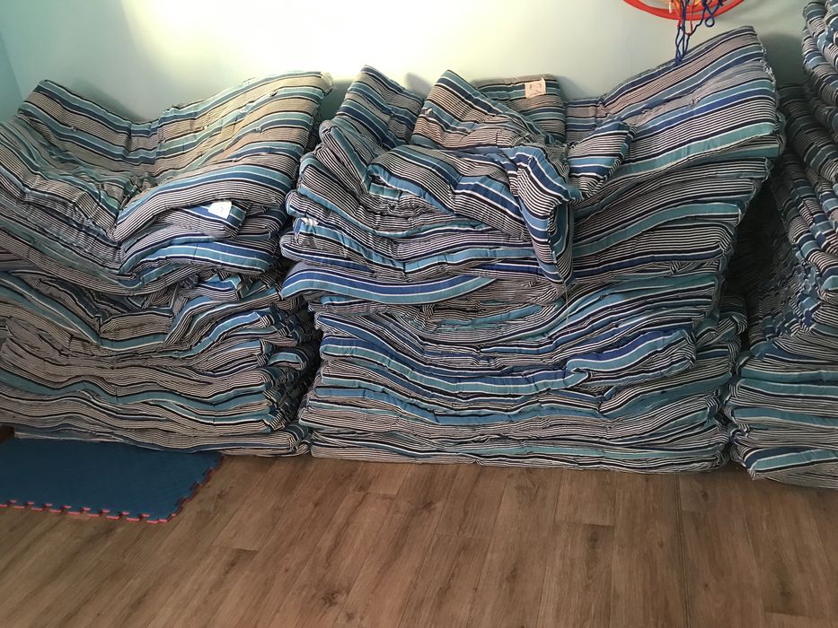 Матрасы, ковры, пасуды, одиялы