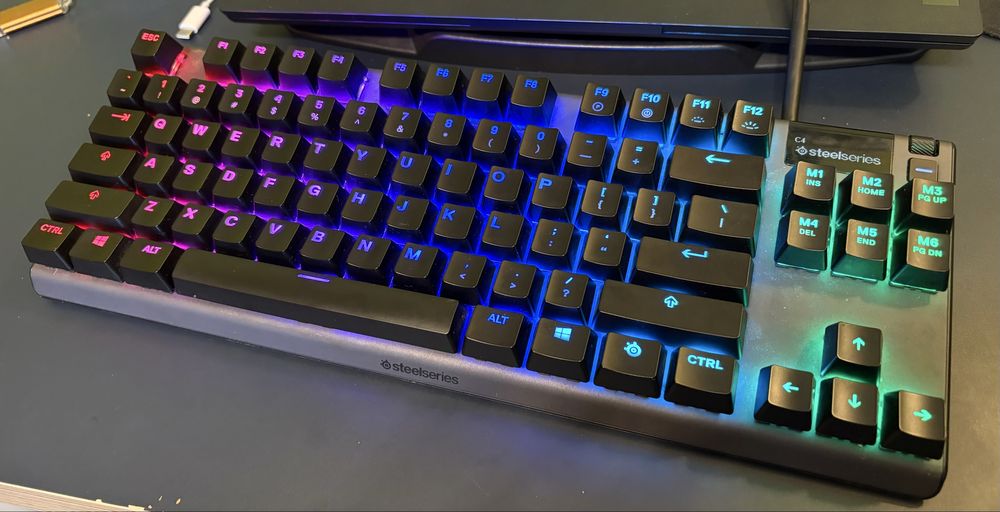 Tastatură Gaming Mecanică SteelSeries Apex 7 TKL - Red switch