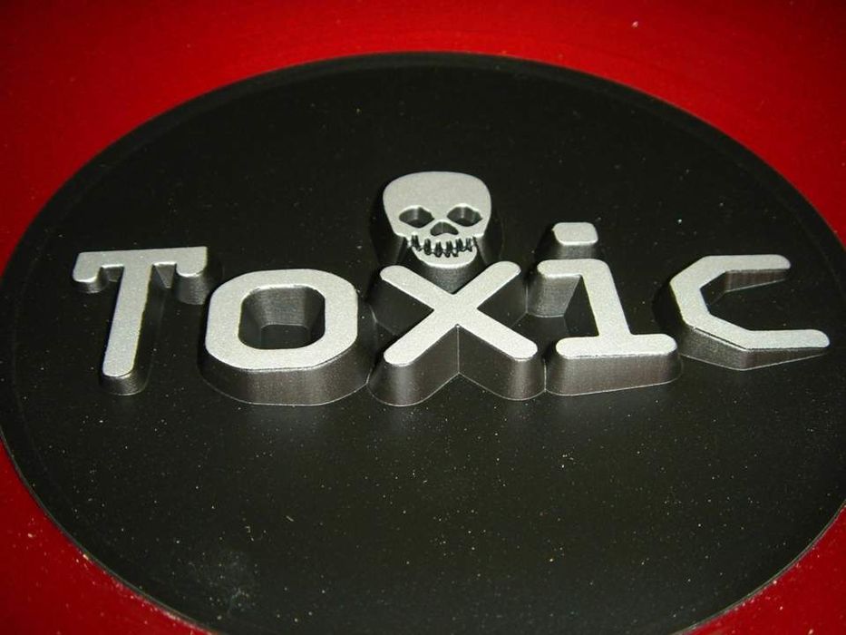 TOXIC (Черепа) -Качествен и Мощен 2 канален авто Бас усилвател за кола