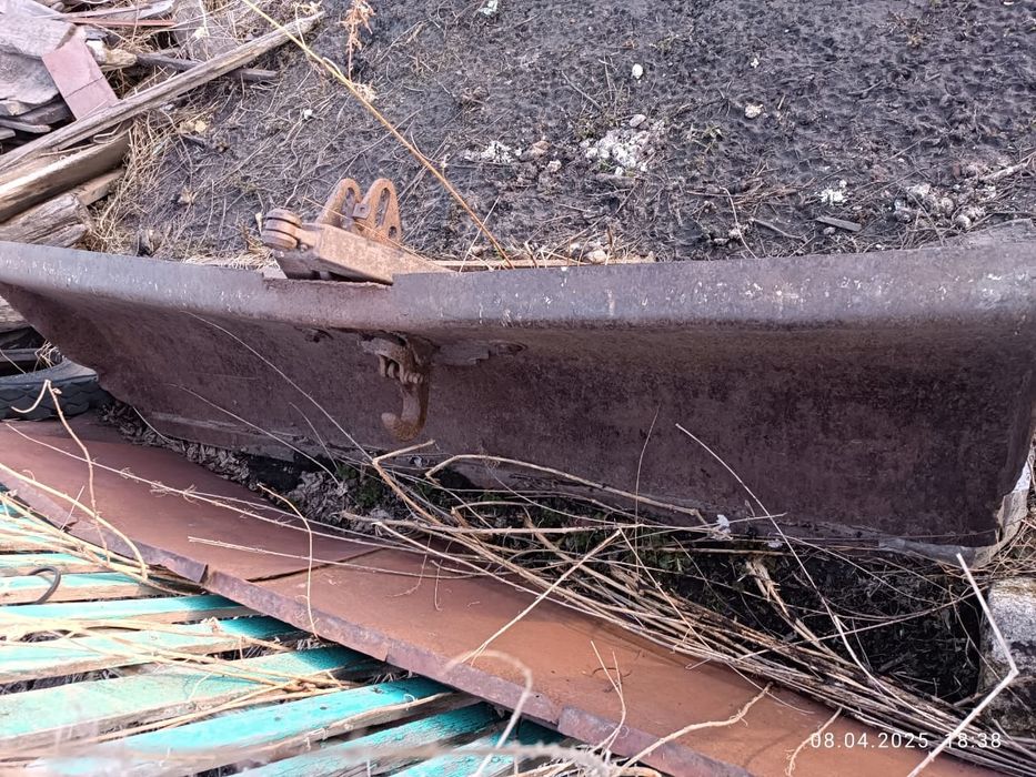 Лопата на трактор