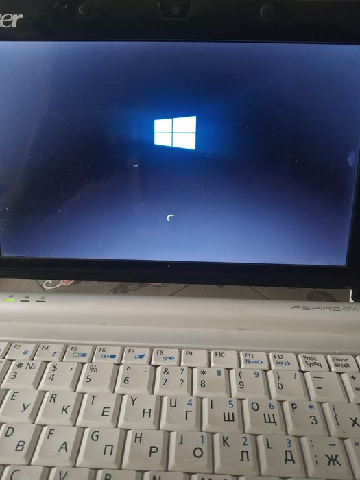 Acer aspire one zg5