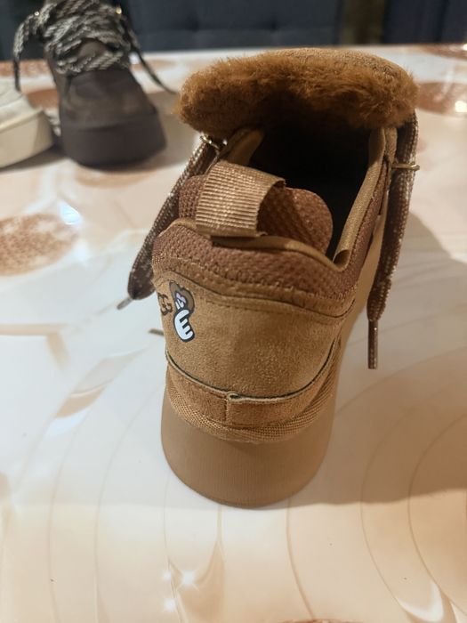 Ugg dama culoare caramel