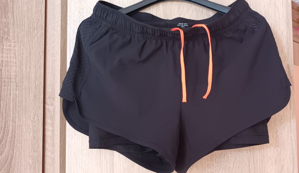pantaloni scurti si 3 sfert de vara