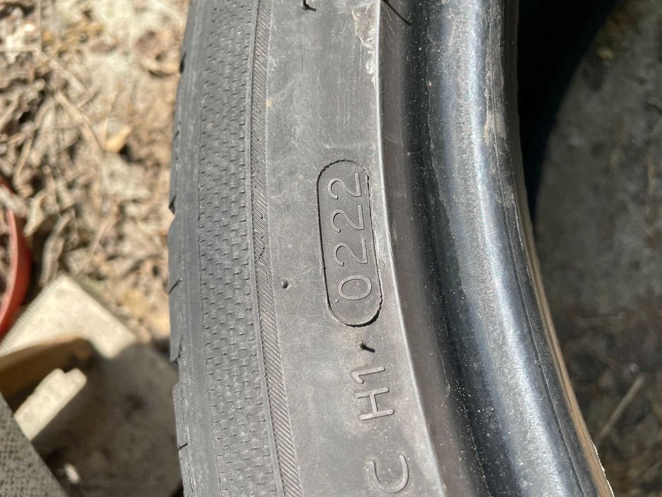 Set 4 Anvelope vara SUV 295 35 21 Bridgestone HANKOOK  Venus 265 40 21