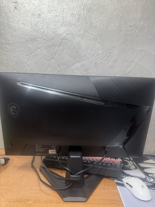 Монитор MSI 300 герц