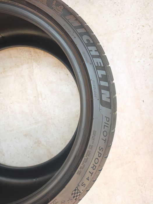Anvelope 275/35/19 dot 25/2023 vara MICHELIN PILOT SPORT 4 S fabricate in Franta