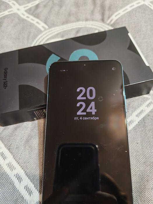 Продам Самсунг 22+