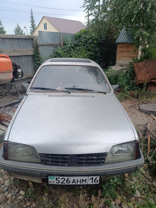 Opel rekord berlina 2l