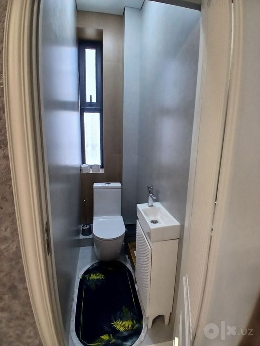 Яккасарай.Продам 3х комн квартиру в центре. 78кв/м  кирпич высокопотол