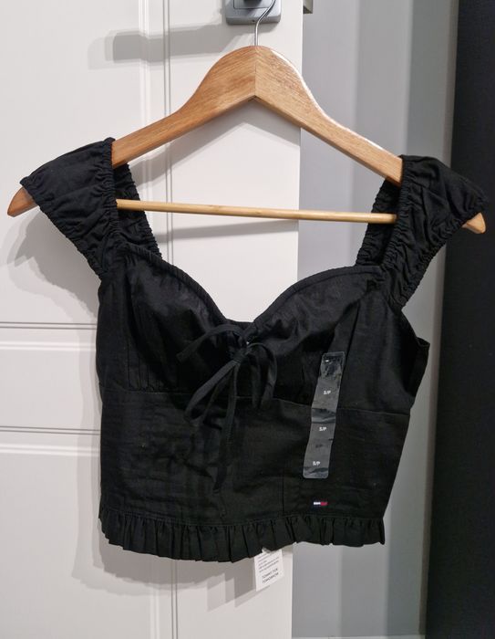 топ tommy hilfiger