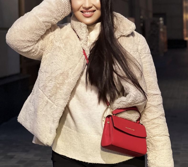 Короткую шубку Zara