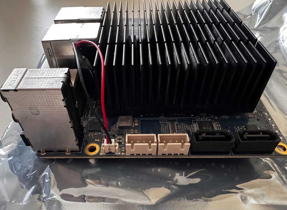 Mini PC Odroid H3+ cu 64GB DDR4 RAM