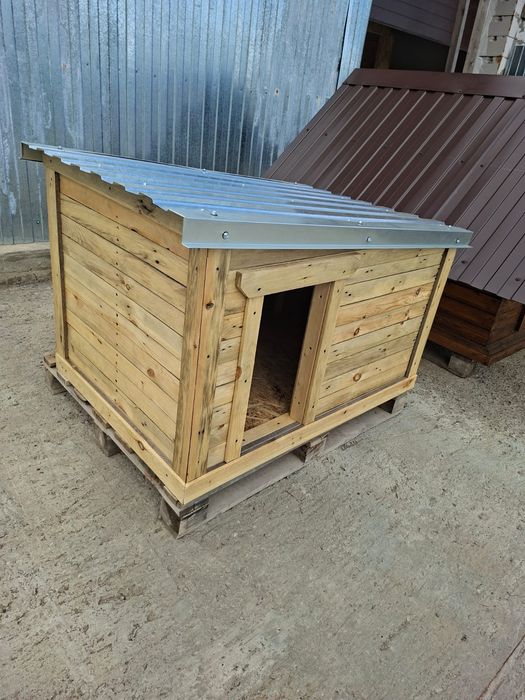 Продам собачью будку