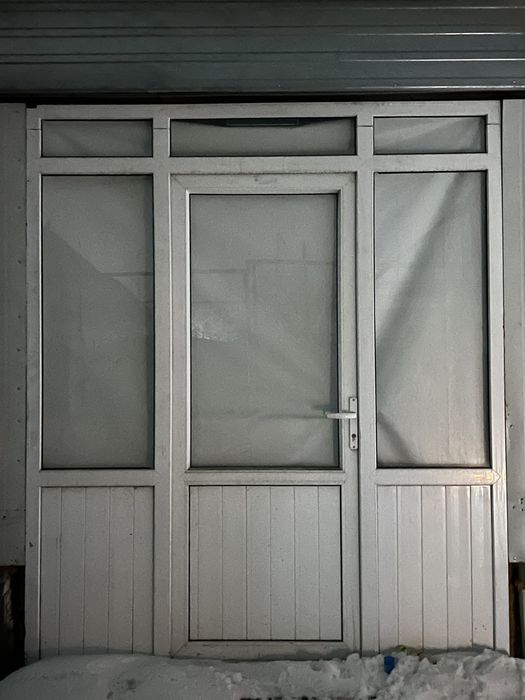 Продам витражные двери