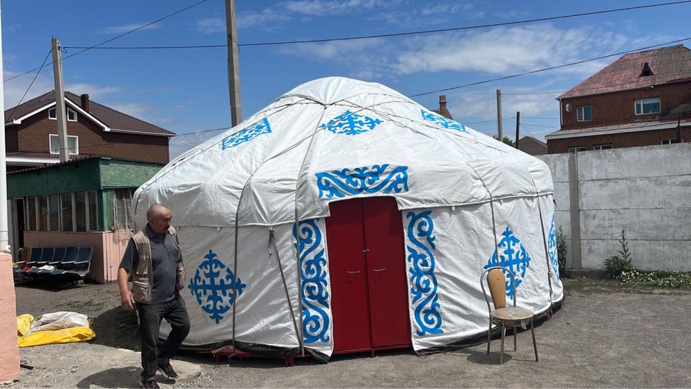 Елена Кравецтің купальник суреті