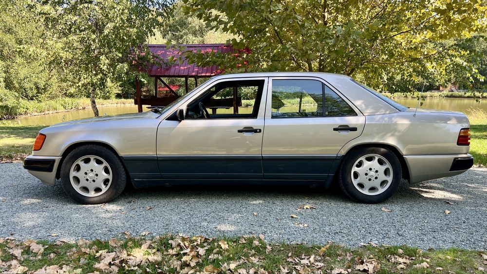 Mercedes Benz W124 250D inmatr oct. 2024 accept schimb